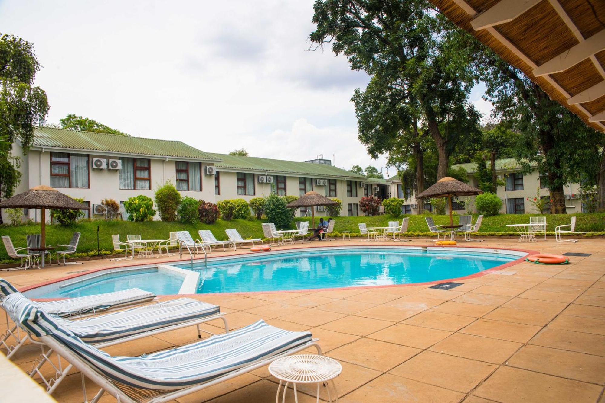 Sunbird Lilongwe Hotel Exterior photo